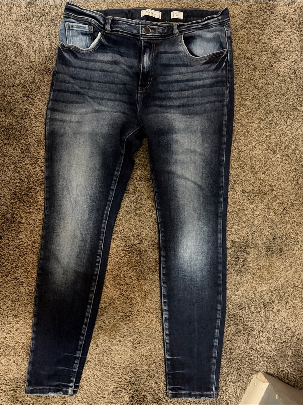 KanCan Dark Wash Skinny Jeans with Faded Detailing